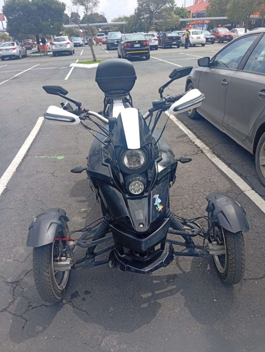 Trimoto goliat dinamo 200cc lista para carretera